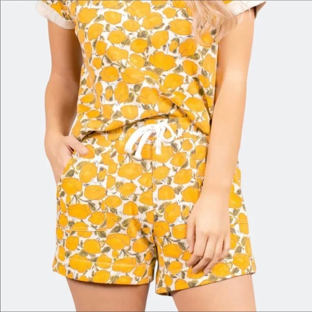 Mauby women’s floral print shorts size M
